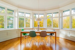Dining - 2 Bed in Ambleside (oc-lr218) (Claife)