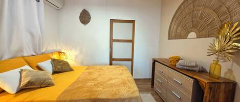 1 bedroom, iron/ironing board, WiFi, bed sheets