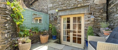 Terassi/patio