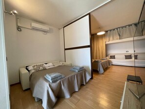1 室のベッドルーム、アイロン / アイロン台、WiFi、ベッドシーツ