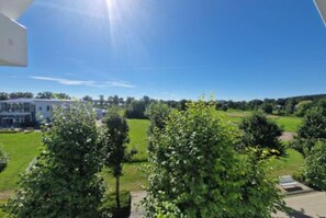 Apartment | View from property - Komfortable Ferienwohnung Nahe Strand (Sellin)