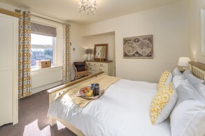 Iron/ironing board, travel cot, free WiFi, bed sheets - 2 Bed in Warkworth (oc-coq95) (Warkworth)