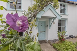 Exterior detail - 3 Bed in Appledore (oc-l38208) (Appledore)