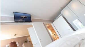 Unclassified image, 2 of 25, button - Exklusive Auszeit an der Ostsee mit Balkon (Sellin)