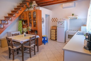 House - Breeze - Getaway in Samos w Serene Sea View (Samos)