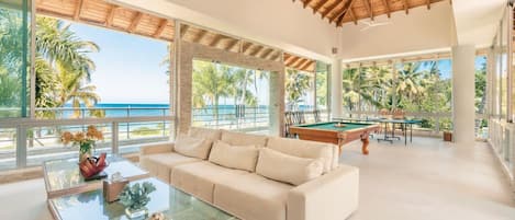 House, Smoking | 5 bedrooms