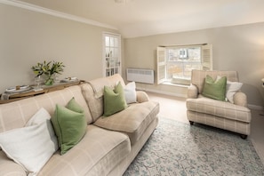 TV - 2 Bed in Warkworth (oc-coq123) (Warkworth)