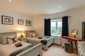 Room - 3 Bed in Scremerston (oc-w42466) (Scremerston)