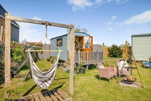 Outdoor dining - 1 Bed in Heacham (oc-b40225) (Heacham)