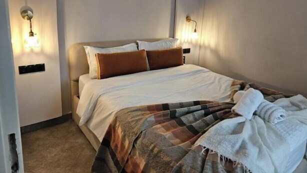 2 bedrooms, desk, iron/ironing board, travel cot - Appart Nina | Digital Access | 9 min to the TGV Station • Steps from CTM (Tanger)