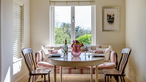 Unclassified image, 5 of 30, button - 1 Bed in Ashprington (oc-h41748) (Ashprington)