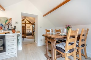 Dining - 1 Bed in Presteigne (oc-b42447) (Norton)