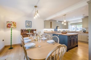 Dining - 3 Bed in Holt (oc-s40247) (Holt)