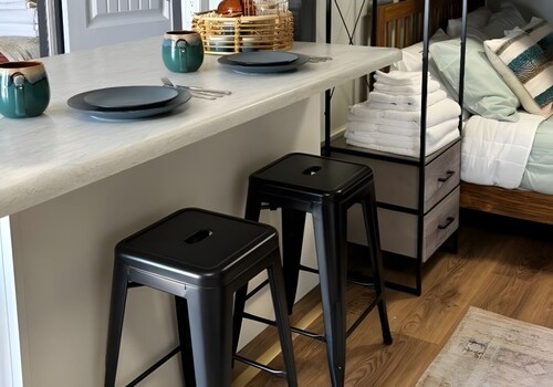Two Private Bedrooms with Queen and Bunk Beds, Full Kitchen and In-Unit Laundry