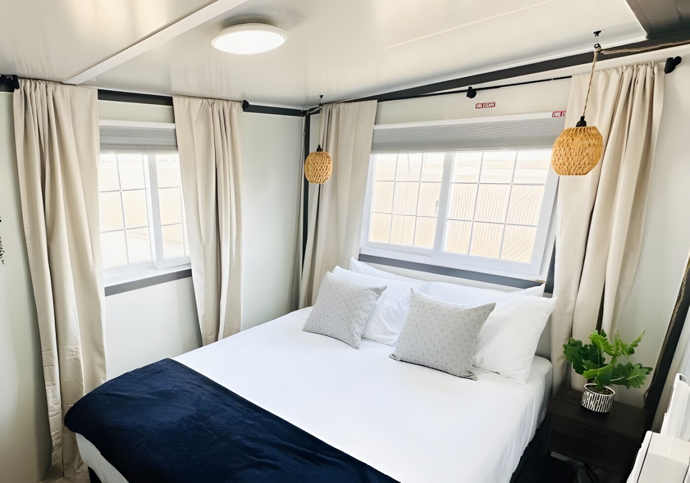 2 bedrooms, WiFi, bed sheets
