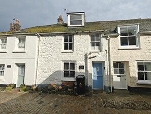 Exterior - 2 Bed in St. Ives (oc-b42453) (St Ives)