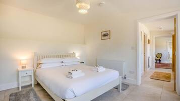 1 bedroom, travel cot, free WiFi, bed sheets