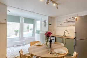 Dining - 1 Bed in Bude (oc-s38205) (Bude)
