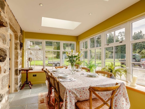 Dining - 3 Bed in Huntly (oc-89108) (Huntly)