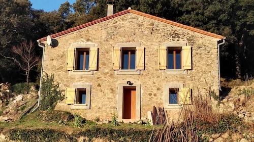 The little house in Lloubere, surrounded by nature
