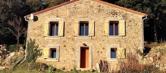 The little house in Lloubere, surrounded by nature