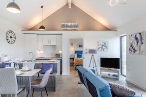 Interior - 2 Bed in Sennen (oc-k35172) (Sennen)