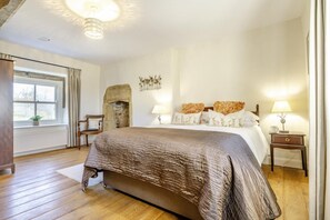 Travel cot, free WiFi, bed sheets - 2 Bed in Borrowby (oc-orch4) (Borrowby)