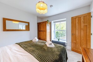 4 chambres, lit de bébé portatif, accès au Wi-Fi (inclus)