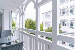 Apartemen | Tempat makan outdoor
