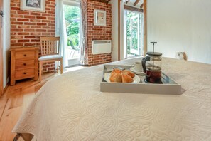 Reisekinderbett, kostenloses WLAN, Bettwäsche