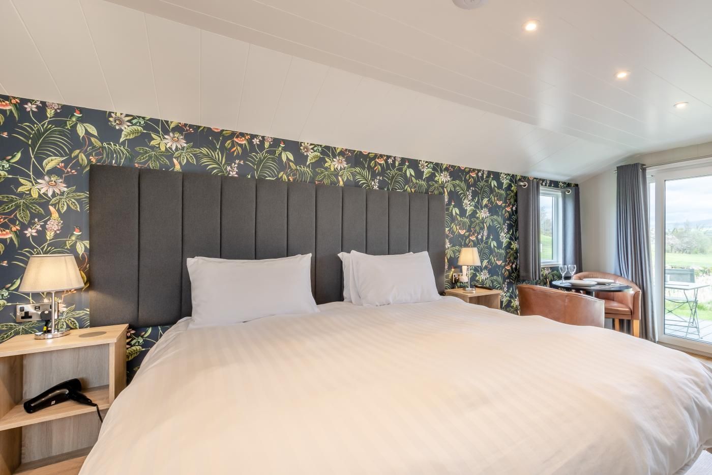 1 bedroom, iron/ironing board, WiFi (free), bed sheets