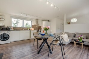 Interior - 1 Bed in St. Issey (oc-w42638) (Saint Issey)
