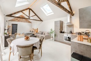 Interior - 1 Bed in Gembling (oc-s42456) (Gembling)