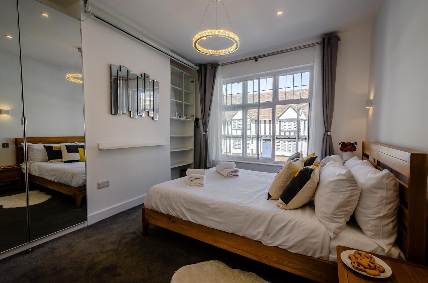 2 bedrooms, iron/ironing board, travel cot, free WiFi