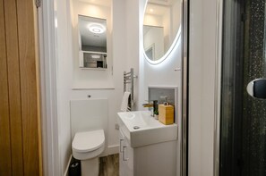 Hair dryer, towels - 2 Bed in Warwick (oc-c41051) (Warwick)