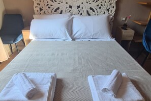 Room - Montefiori Suite & Jacuzzi Spa (Bologna)