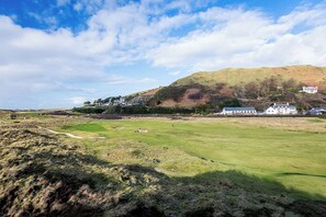 Golf - 3 Bed in Aberdyfi (oc-dy025) (Aberdovey)