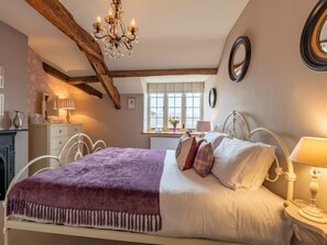 Free WiFi, bed sheets - 1 Bed in Brecon (oc-42942) (Llanfrynach)
