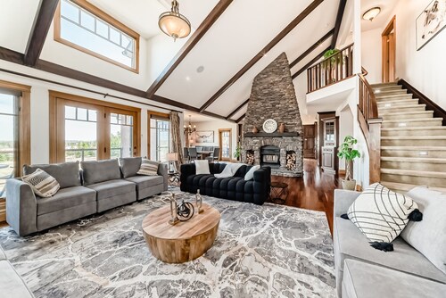 Relaxing Countryside Retreat Minutes from Red Deer