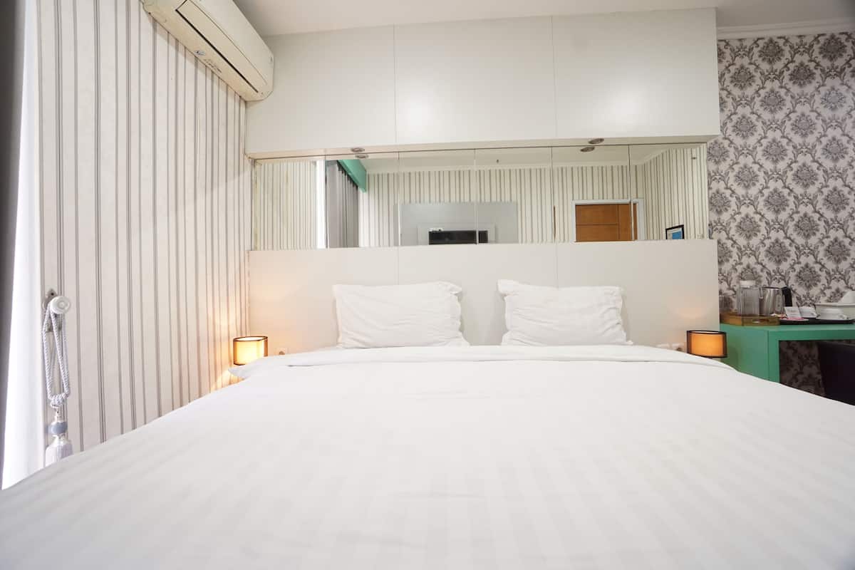 Deluxe Double Room | Desk, soundproofing, free WiFi, bed sheets