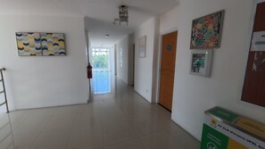 Lobby - Townhouse Oak Hotel Damar Kurung (Gresik)