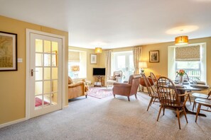TV - 3 Bed in Coldstream (oc-c39085) (Coldstream)