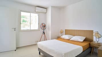 1 bedroom, iron/ironing board, Internet, bed sheets