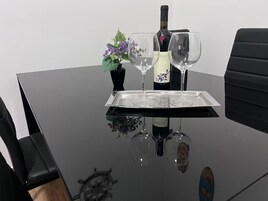 Alimentos y bebidas