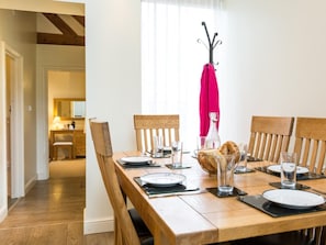 Dining - 3 Bed in Banbury (oc-cc034) (Claydon)