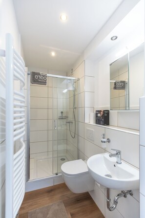Bathroom - Vrbo Property (Murau)