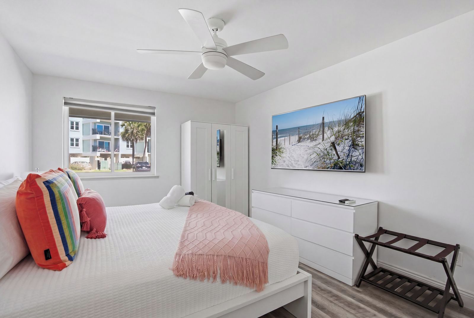 Be A Nomad | Steps To Jacksonville Beach | 3 Bed 3 Bath | Sleeps 6 - Ponte Vedra Beach, FL
