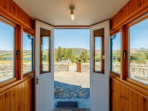 Interior - 3 Bed in Aberfeldy (oc-ca087) (Amulree)