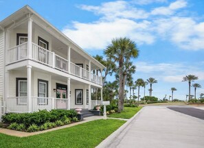 Exterior - Cozy Studio Cottage w/ Pool Access (Jacksonville Beach)