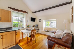 TV - 1 Bed in Troutbeck (oc-lr027) (Troutbeck)